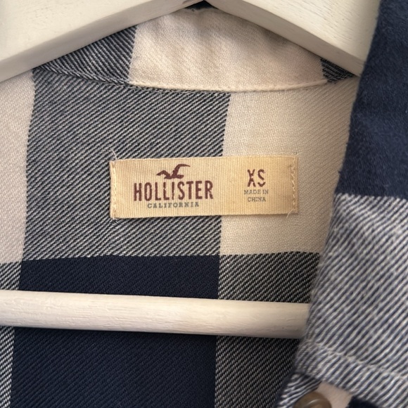 Hollister Navy and Cream Checkered Shirt - Picture 2 of 4
